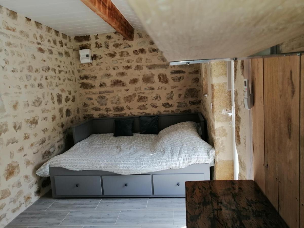 La Salamandre Apartment Vic-le-Comte Exterior foto